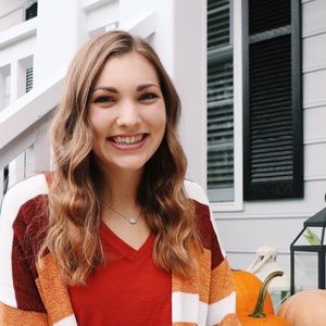 Meet your Posher, Molly